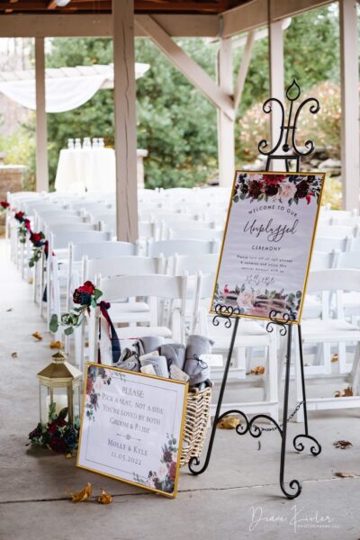 11522 Ceremony Signs